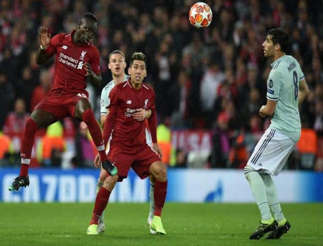 Soi kèo nhà cái Liverpool vs Burnley, 11/7/2020 - Ngoại Hạng Anh Soi kèo nhà cái Liverpool vs Burnley, 11/7/2020 - Ngoại Hạng Anh