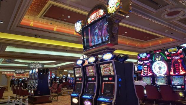 Cao thu tiet lo mot so luu y khi canh bai trong game Baccarat